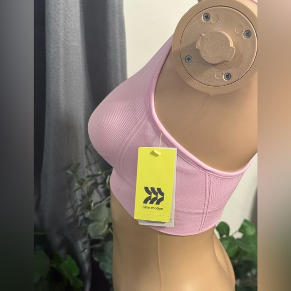 All In Motion Moisture Wicking Seamless Sports Bra - Picture 5 of 6